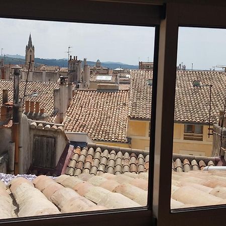 Beau Duplex Avec Terrasse - Centre Historique Appartement Aix-en-Provence Buitenkant foto