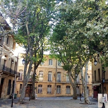 Beau Duplex Avec Terrasse - Centre Historique Appartement Aix-en-Provence Buitenkant foto